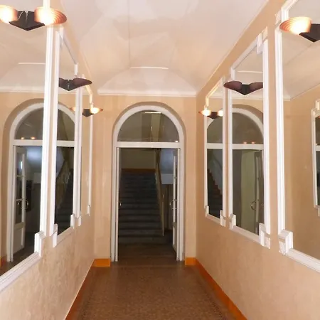 Apartment By The Old Town Square Prague Exterior photo